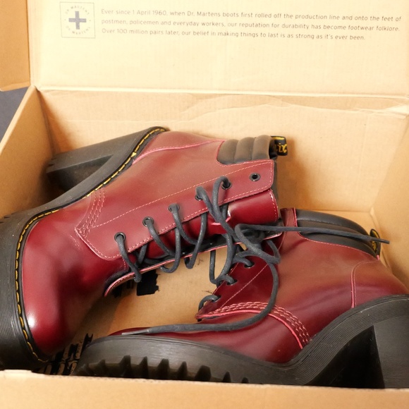 NEW* Dr. Marten Persephone boots in cherry Size 6 - Picture 11 of 11